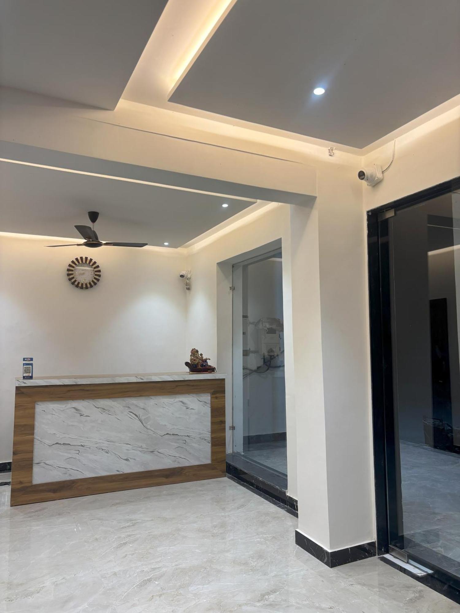Hotel Taj Way By Jyoti Villa อัครา ภายนอก รูปภาพ