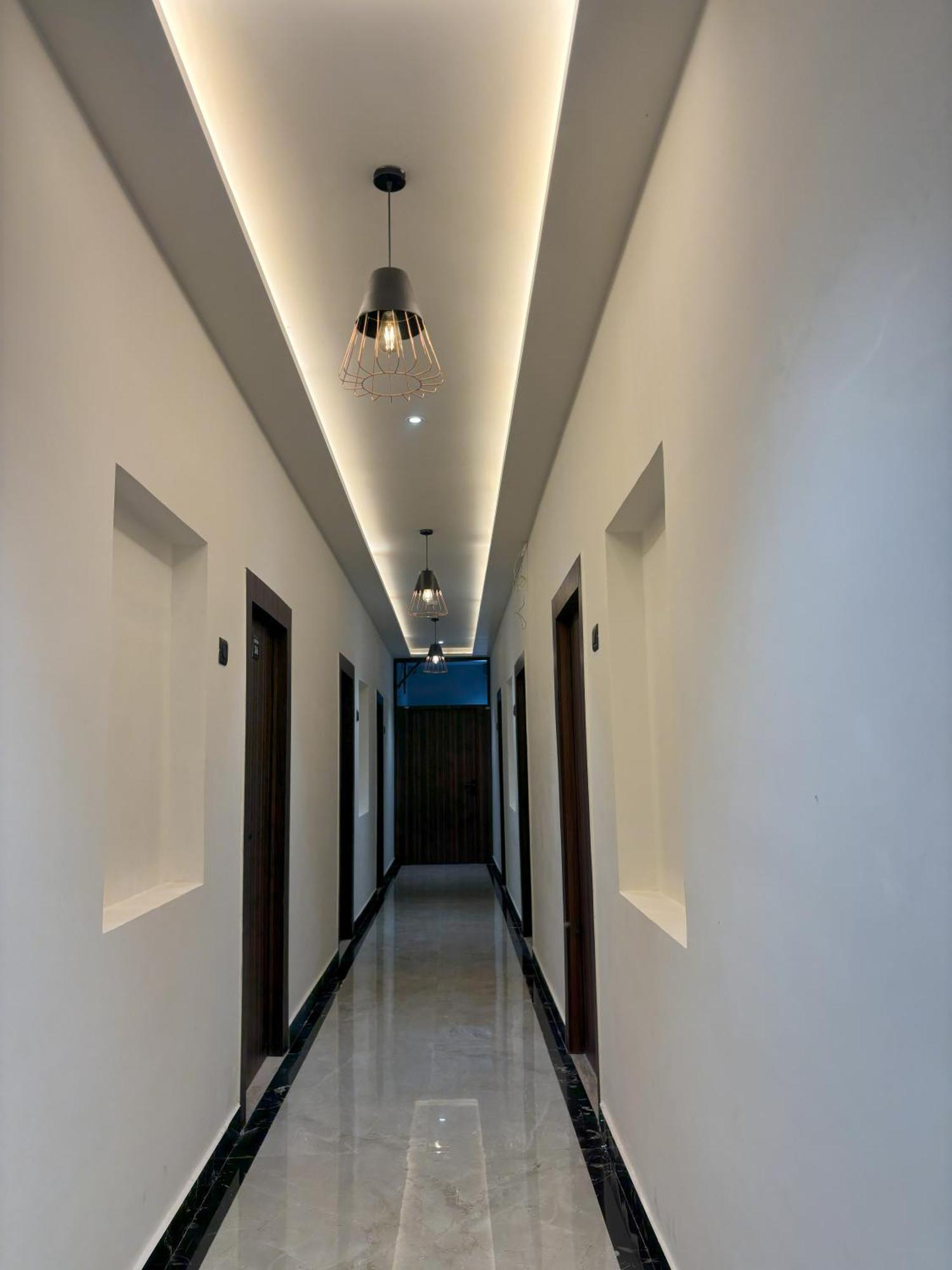Hotel Taj Way By Jyoti Villa อัครา ภายนอก รูปภาพ