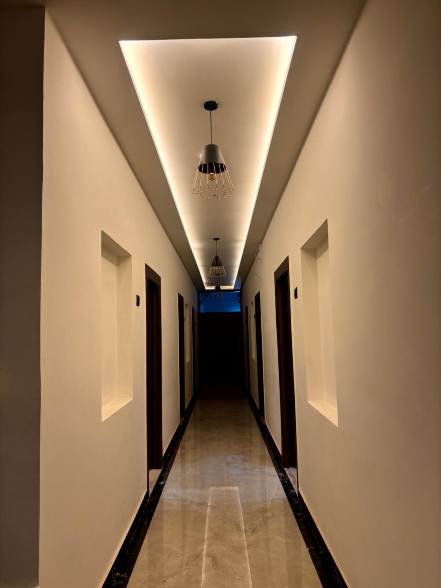Hotel Taj Way By Jyoti Villa อัครา ภายนอก รูปภาพ