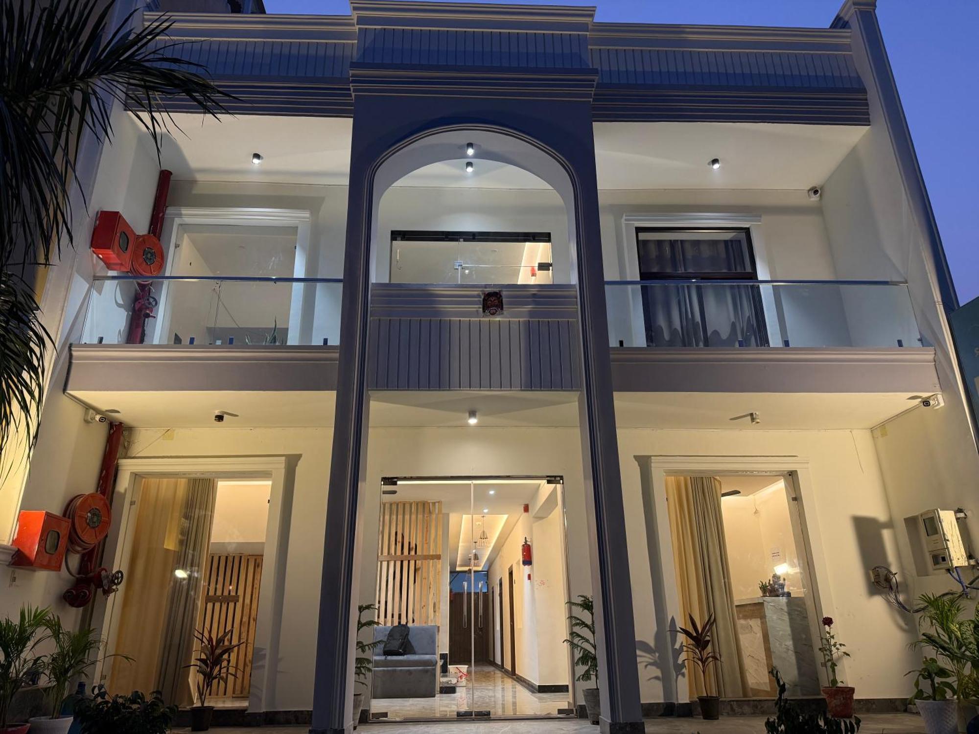 Hotel Taj Way By Jyoti Villa อัครา ภายนอก รูปภาพ